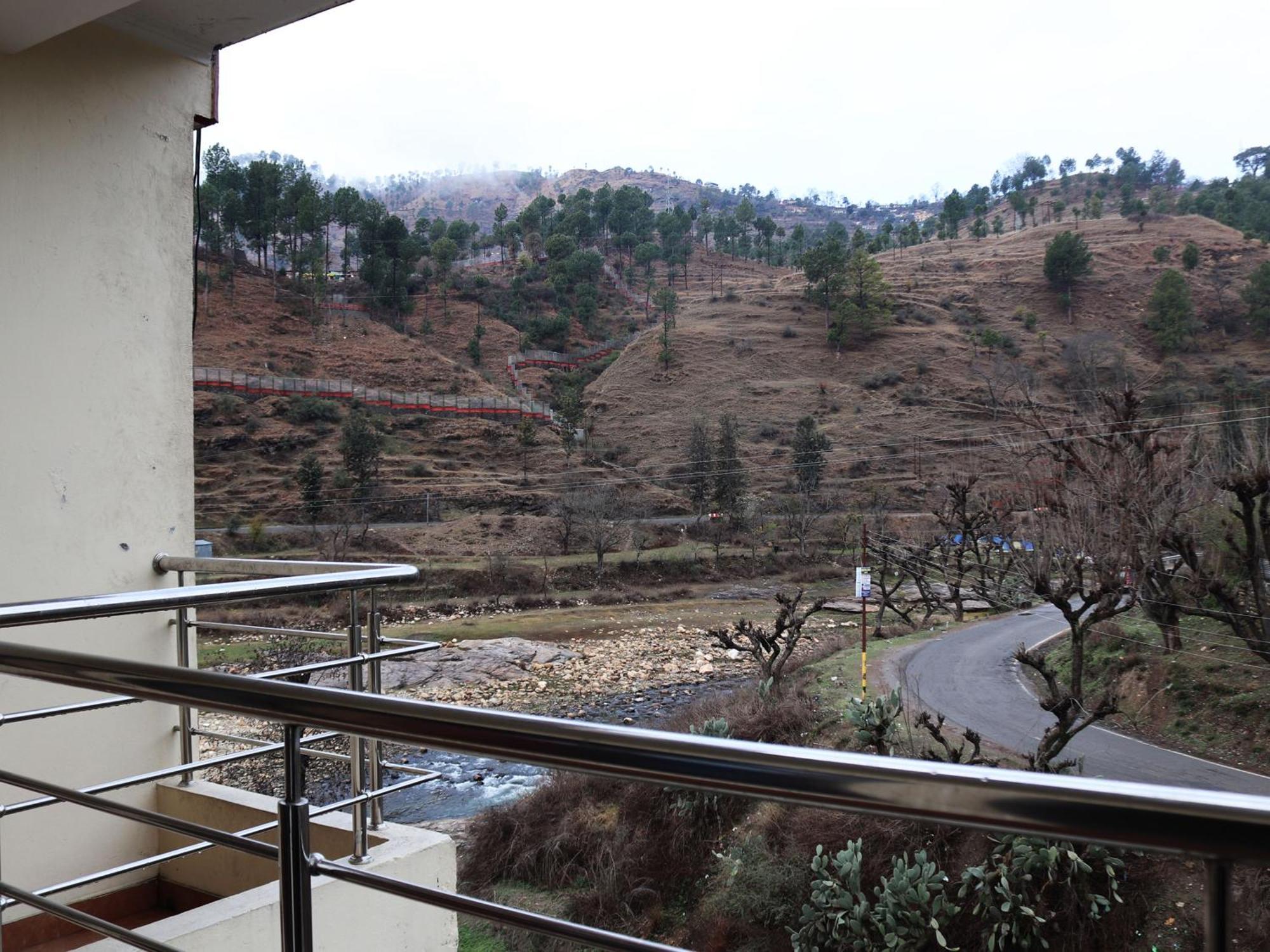 Shivalik River Retreat Almora Exteriör bild